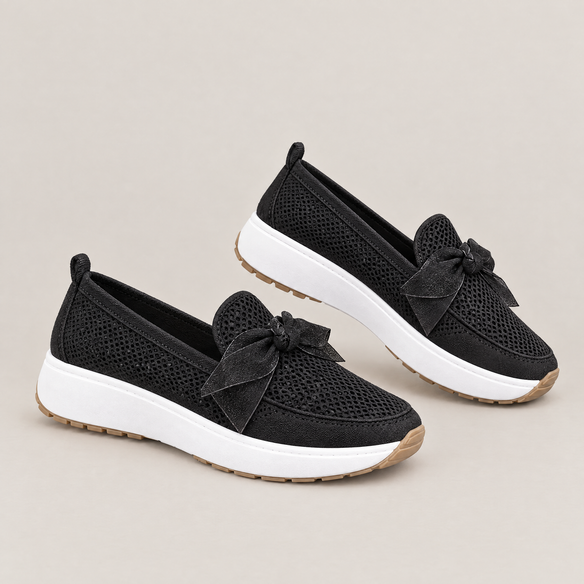 Eloise orthopedic comfort loafers in black