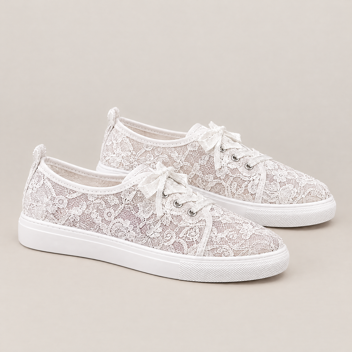 June orthopedic comfort sneakers in white