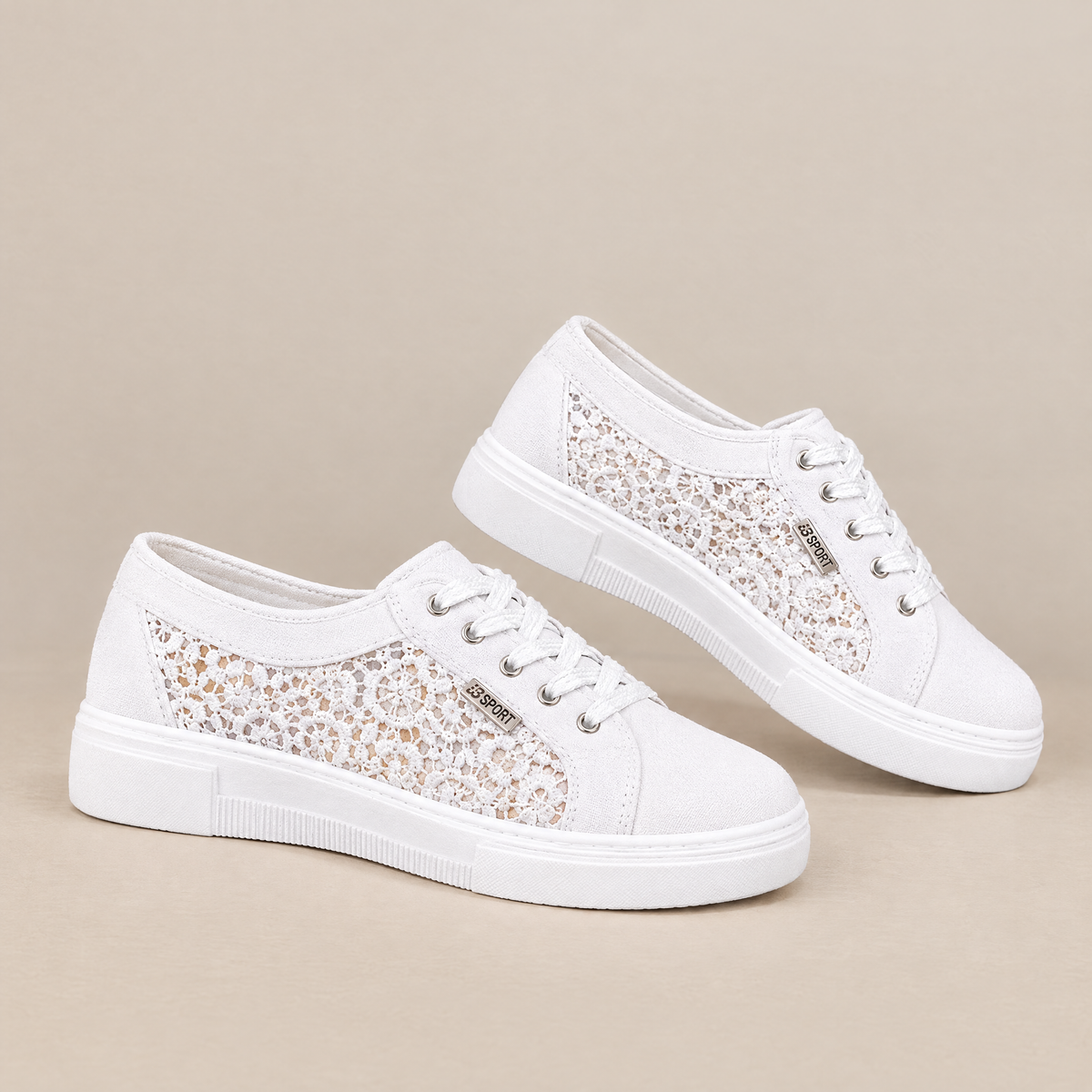 Vera orthopedic comfort sneakers in white