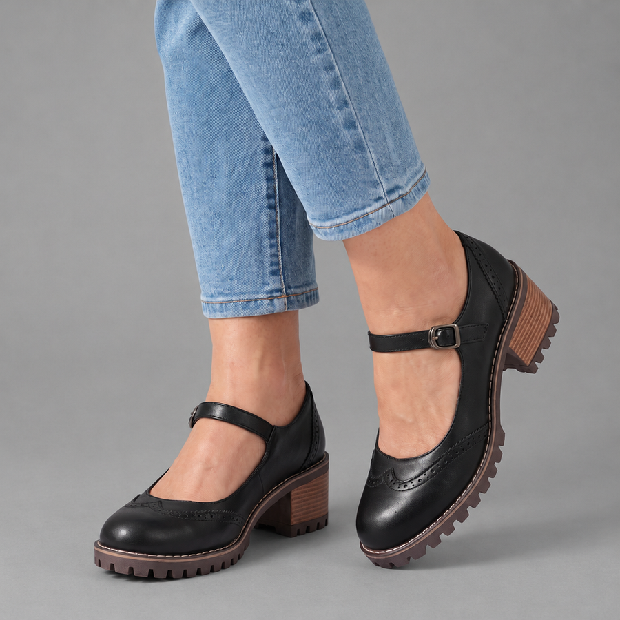 Isabelle shoes in black