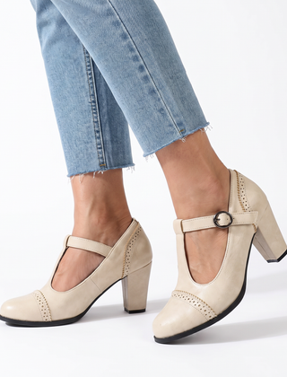 Sandrine shoes in beige