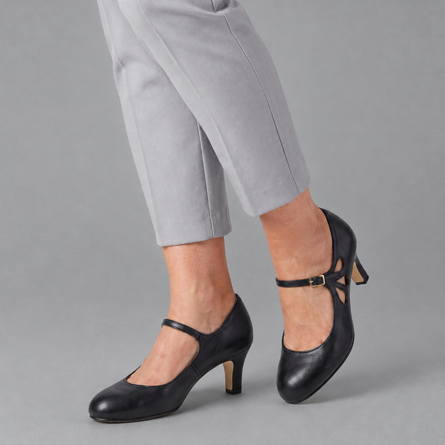 Simone shoes in black