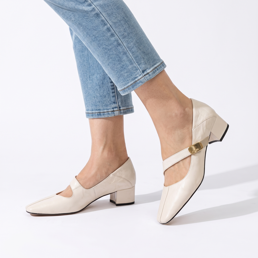 Josephine shoes in cream