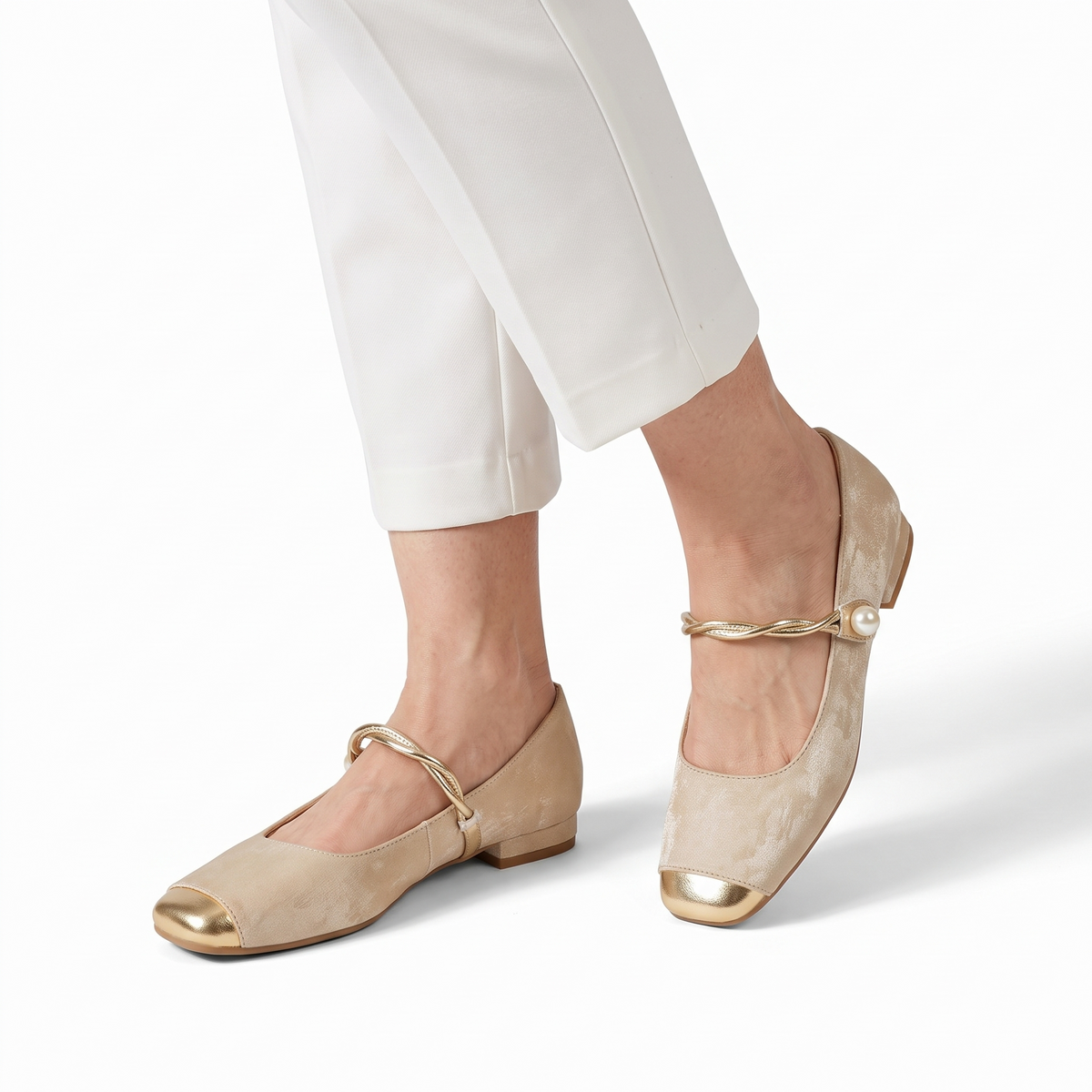 Leonie shoes in apricot
