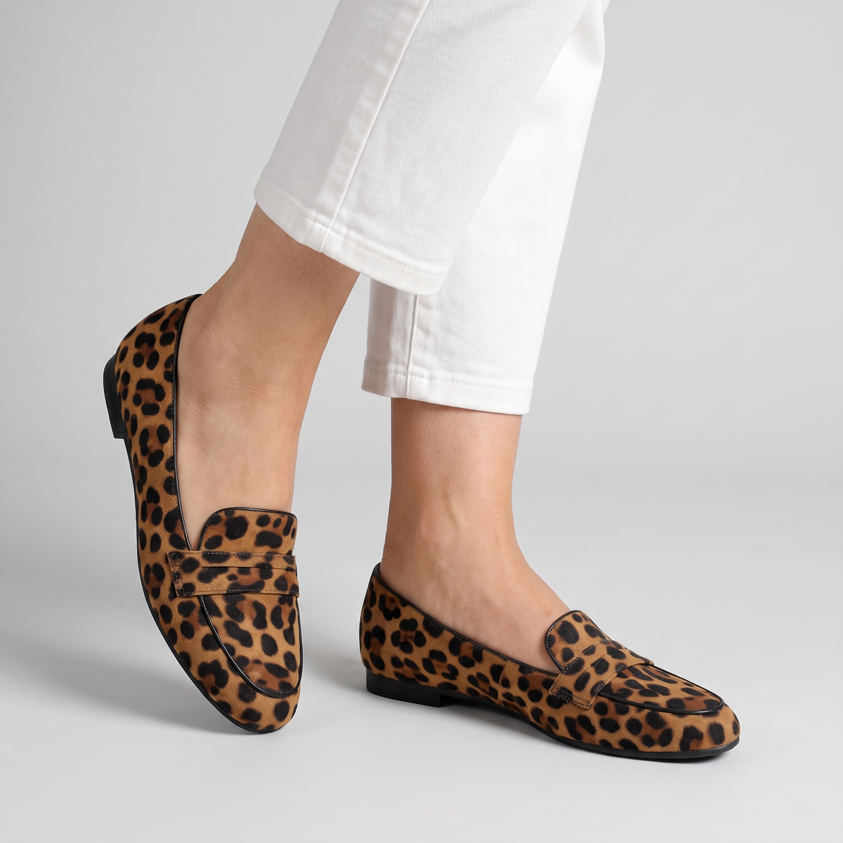 Azariah leopard round toe loafers worn