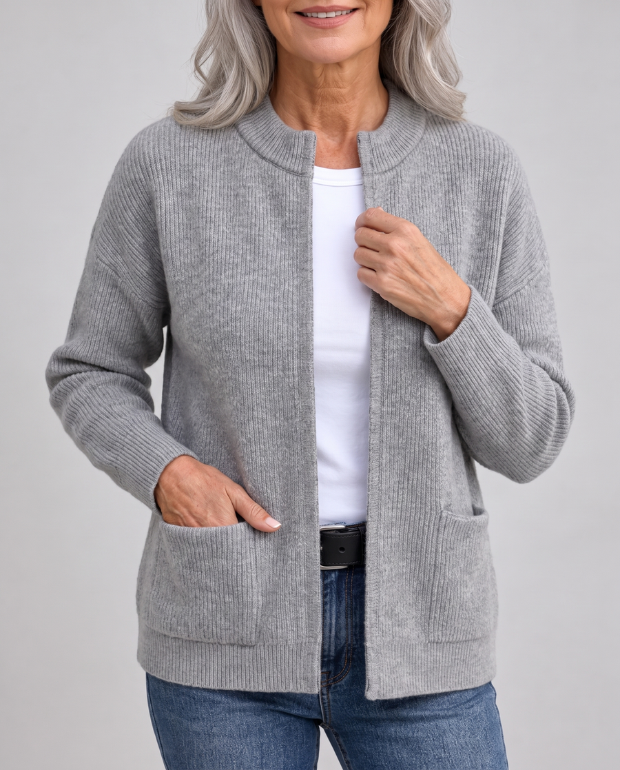 Knitted Cardigan with Pockets in Gray