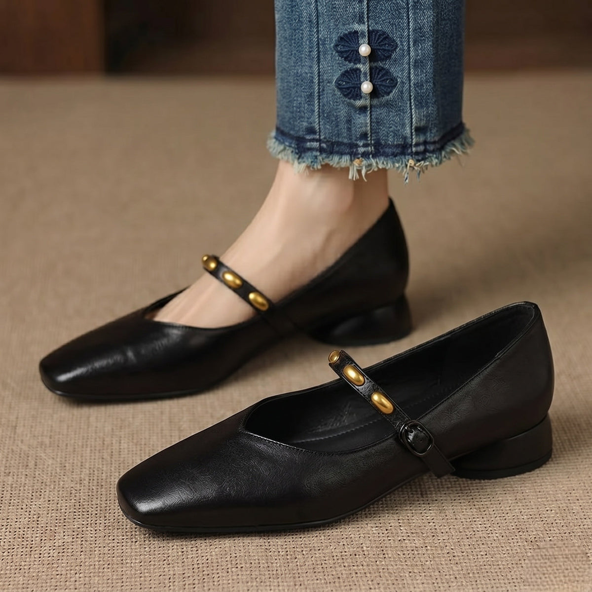 Zyra | Classic Comfort Flats